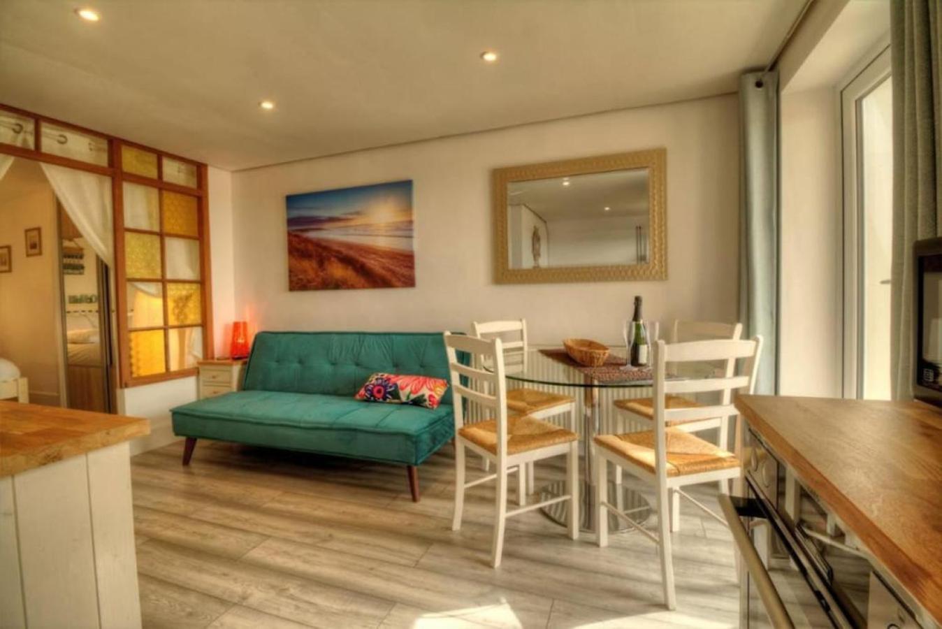 Air Maison - Solent View Beachfront Apartment South Hayling Eksteriør bilde